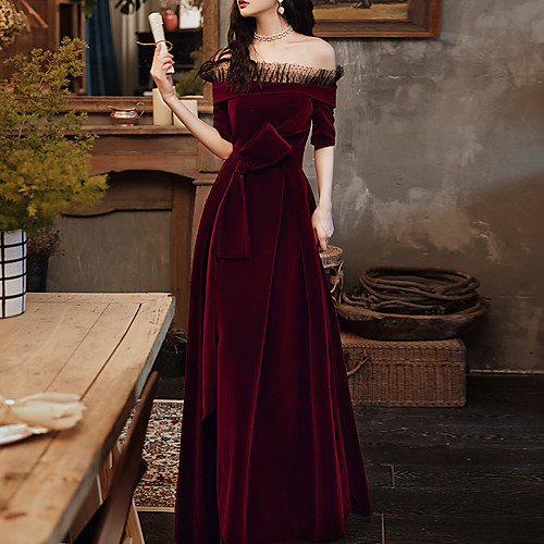 

A-Line Minimalist Elegant Wedding Guest Formal Evening Dress Off Shoulder Short Sleeve Floor Length Velvet with Bow(s) 2021
