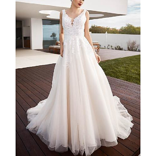 

A-Line Wedding Dresses V Neck Sweep / Brush Train Lace Tulle Sleeveless Country Romantic with Pleats Appliques 2021