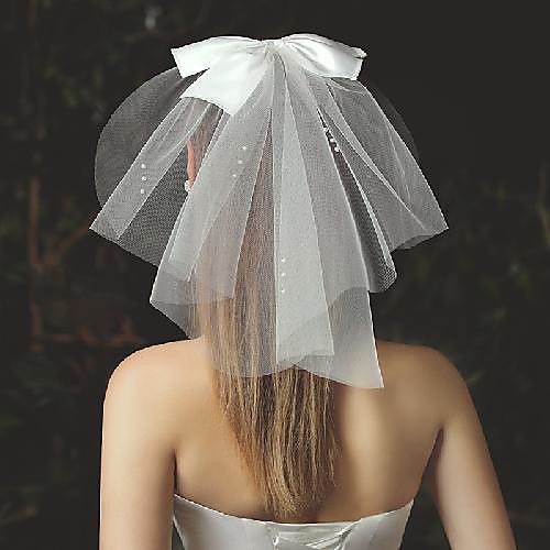 

One-tier Stylish / Cute Wedding Veil Shoulder Veils with Satin Bow Tulle
