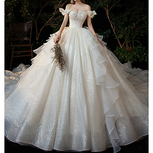 

Ball Gown Wedding Dresses Off Shoulder Chapel Train Lace Tulle Short Sleeve Formal Luxurious Sparkle & Shine with Ruffles 2021