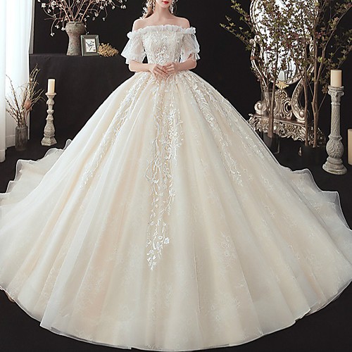 

Princess Ball Gown Wedding Dresses Off Shoulder Watteau Train Lace Tulle Half Sleeve Formal Romantic Luxurious with Ruffles Appliques 2021