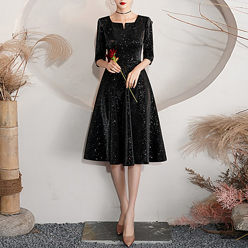 

A-Line Glittering Minimalist Homecoming Cocktail Party Dress Scoop Neck Half Sleeve Knee Length Velvet with Sequin 2021