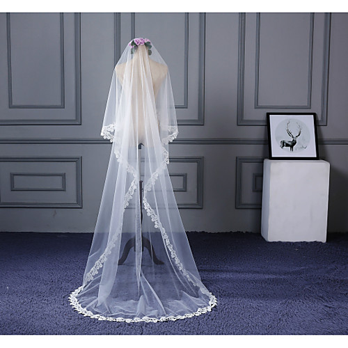 

One-tier Flower Style / Basic Wedding Veil Chapel Veils with Petal / Solid 118.11 in (300cm) Tulle