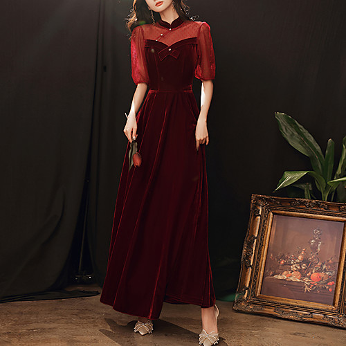 

A-Line Minimalist Elegant Wedding Guest Formal Evening Dress High Neck Half Sleeve Floor Length Velvet with Pearls 2021