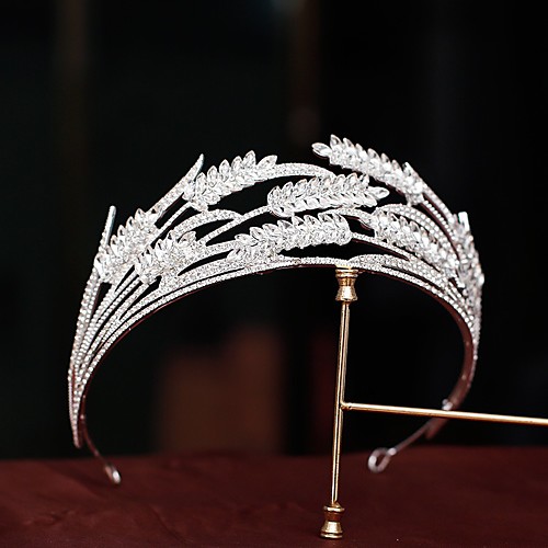 

Elegant & Luxurious Alloy Tiaras with Rhinestone 1 Piece Wedding / Party / Evening Headpiece