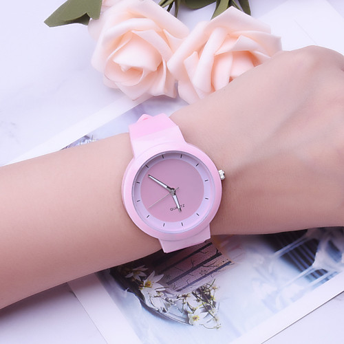 

Women's Quartz Watches Analog Quartz Stylish Minimalist Creative / Silicone