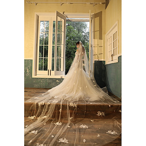 

One-tier European Style Wedding Veil Blusher Veils with Appliques Tulle