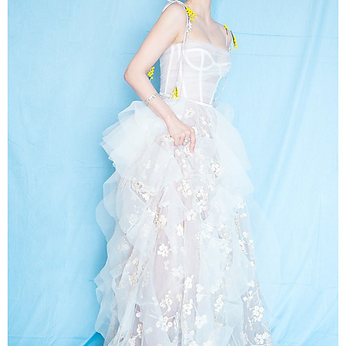 

A-Line Celebrity Style Floral Holiday Formal Evening Dress Spaghetti Strap Sleeveless Floor Length Tulle with Embroidery 2021