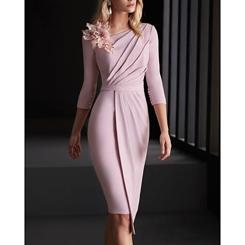 

Sheath / Column Mother of the Bride Dress Elegant Bateau Neck Knee Length Stretch Satin 3/4 Length Sleeve with Ruching Flower 2021