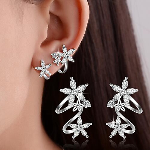 

Women's Cubic Zirconia Stud Earrings Petal Sweet Earrings Jewelry Gold / Silver For Date 1 Pair