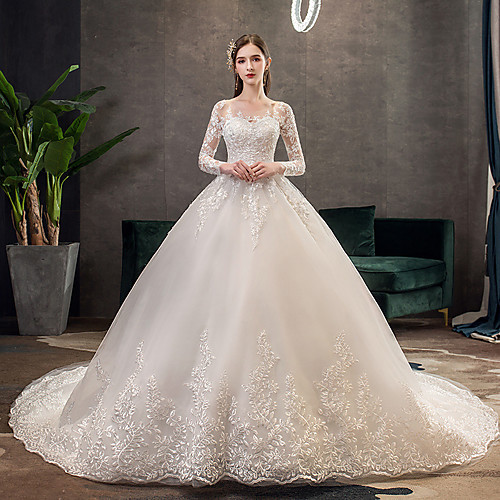 

Princess Ball Gown Wedding Dresses Jewel Neck Chapel Train Lace Tulle Long Sleeve Formal Romantic Luxurious with Pleats Appliques 2021