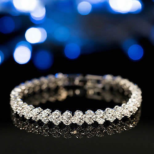 

Women's Tennis Bracelet Bracelet Classic Fashion Elegant Classic Alloy Bracelet Jewelry Rose Gold / Gold / Silver For Gift Date