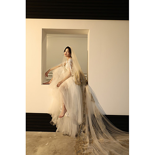 

Two-tier Sweet Style Wedding Veil Cathedral Veils with Embroidery 55.12 in (140cm) Tulle