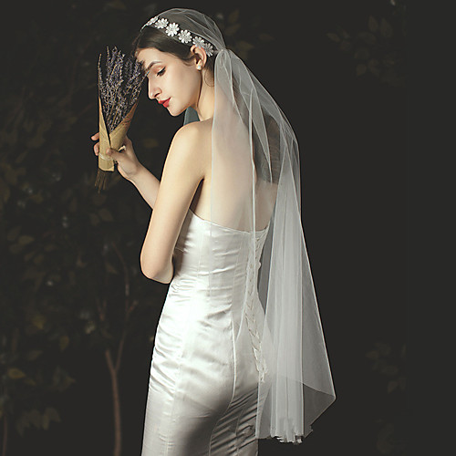 

One-tier Classic Wedding Veil Elbow Veils with Solid Tulle