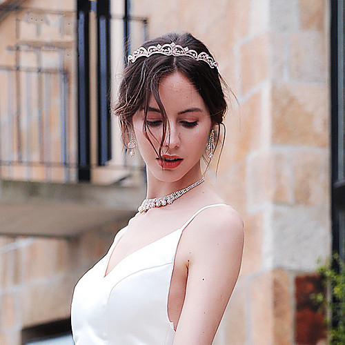 

Wedding Bridal Rhinestone / Alloy Headpiece with Rhinestone 1 Piece Wedding / Special Occasion Headpiece