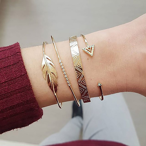 

fashion leaf row diamond bracelet retro pattern four-piece set of pointed triangle