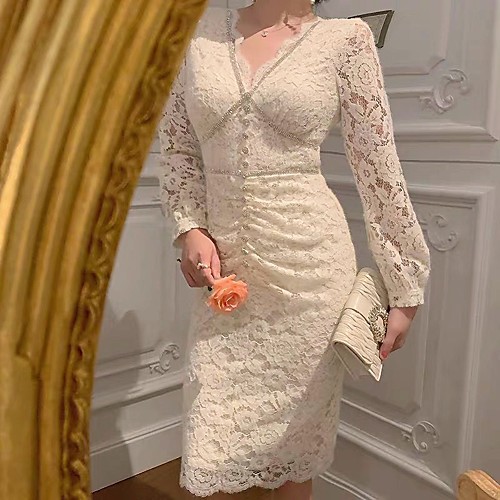 

Sheath / Column Glittering Sexy Graduation Cocktail Party Dress V Neck Long Sleeve Knee Length Lace with Crystals 2021