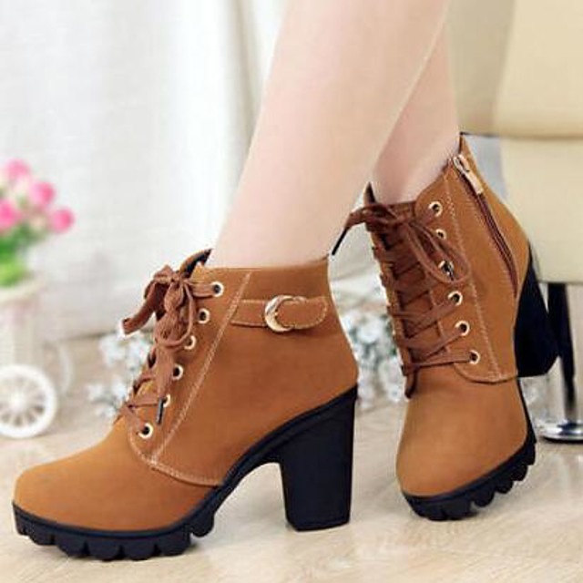 solid round toe heeled boots