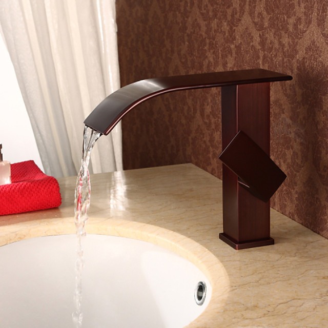 fregadero con cascada