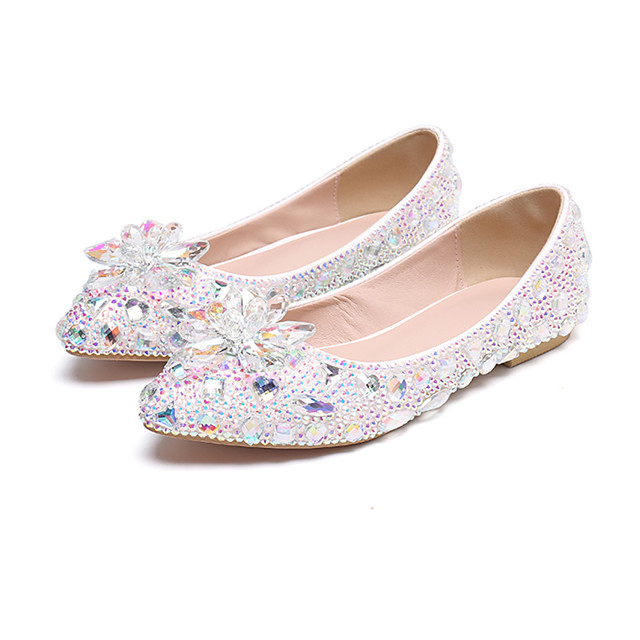 shoes with flat heels