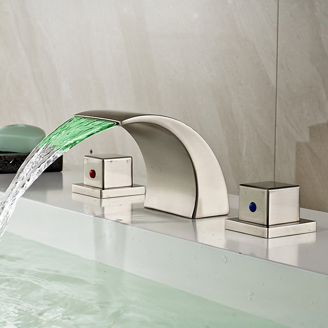 Waschbecken Wasserhahn - LED / weit verbreitet / Wasserfall Nickel