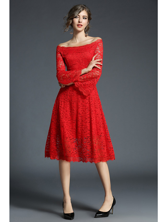 vestido de renda gola canoa
