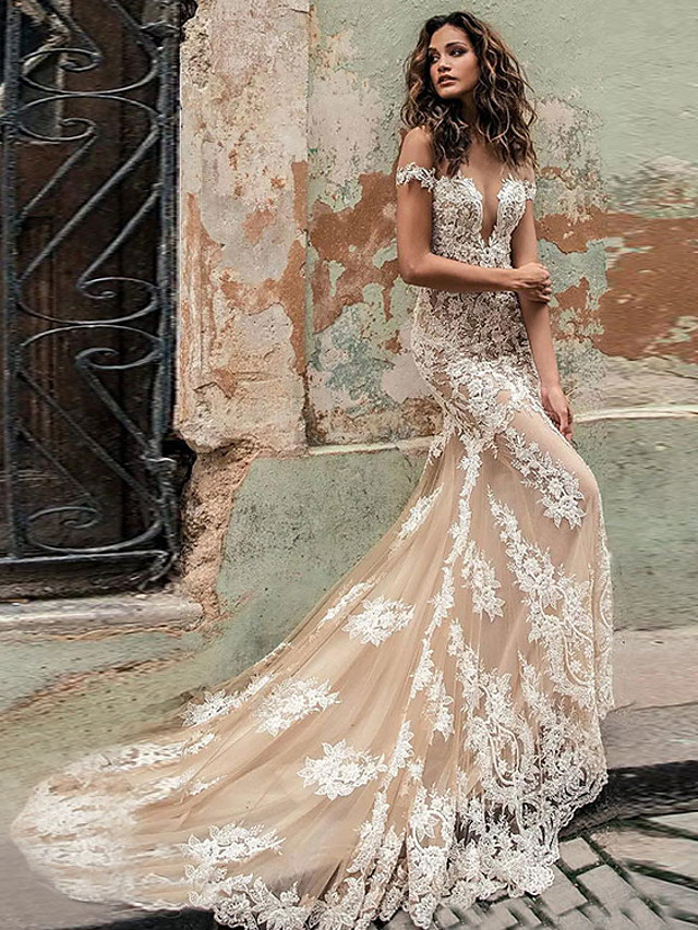 Vestidos con mangas de trompeta sexy y estilo sirena con hombros descubiertos Papaya Tallas Grandes