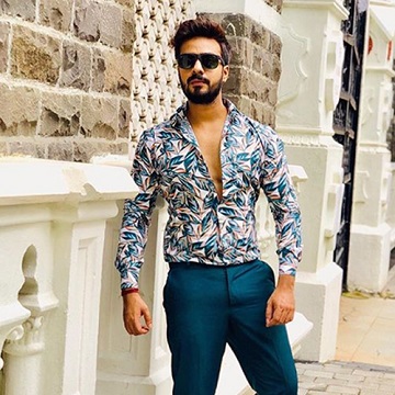 ביגוד אופנתי לגברים