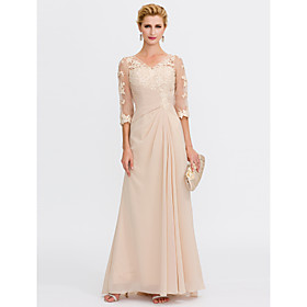 Sheath / Column Mother of the Bride Dress Elegant See Through V Neck Floor Length Chiffon Sheer Lace Half Sleeve with Appliques Side Draping 2021 / Illusion Sl