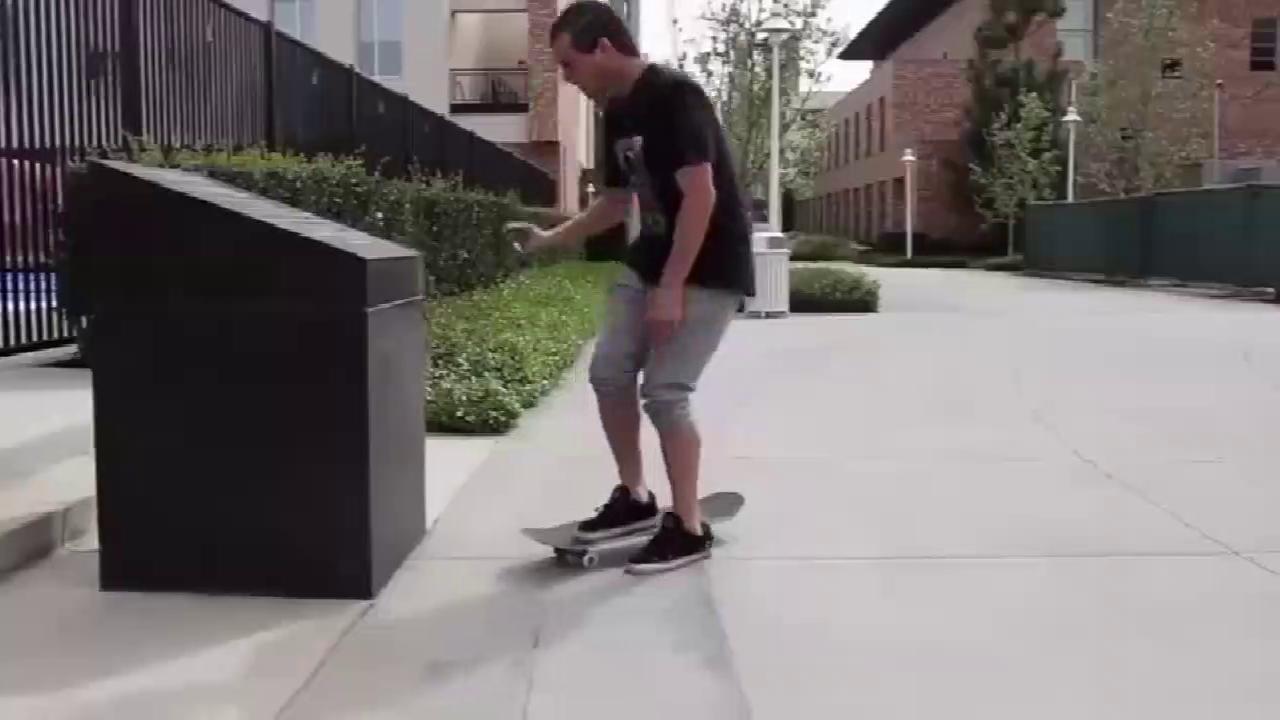 play video