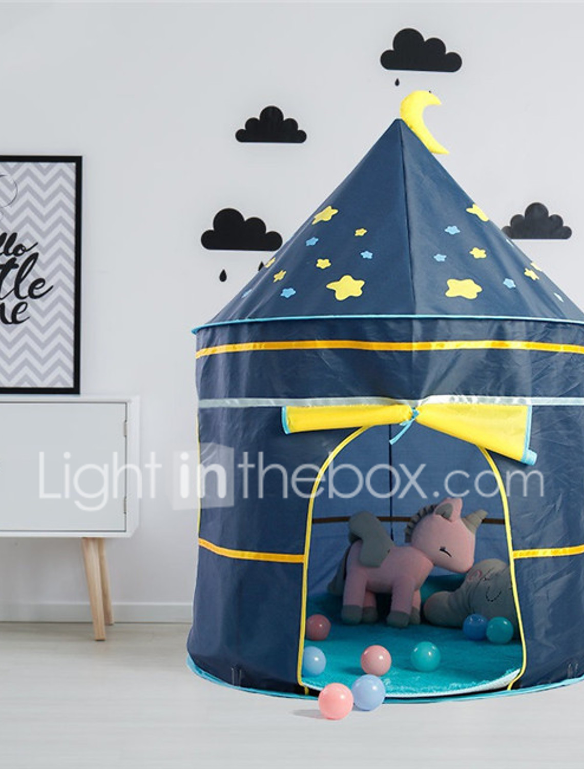 playhouse tent with tunnel
